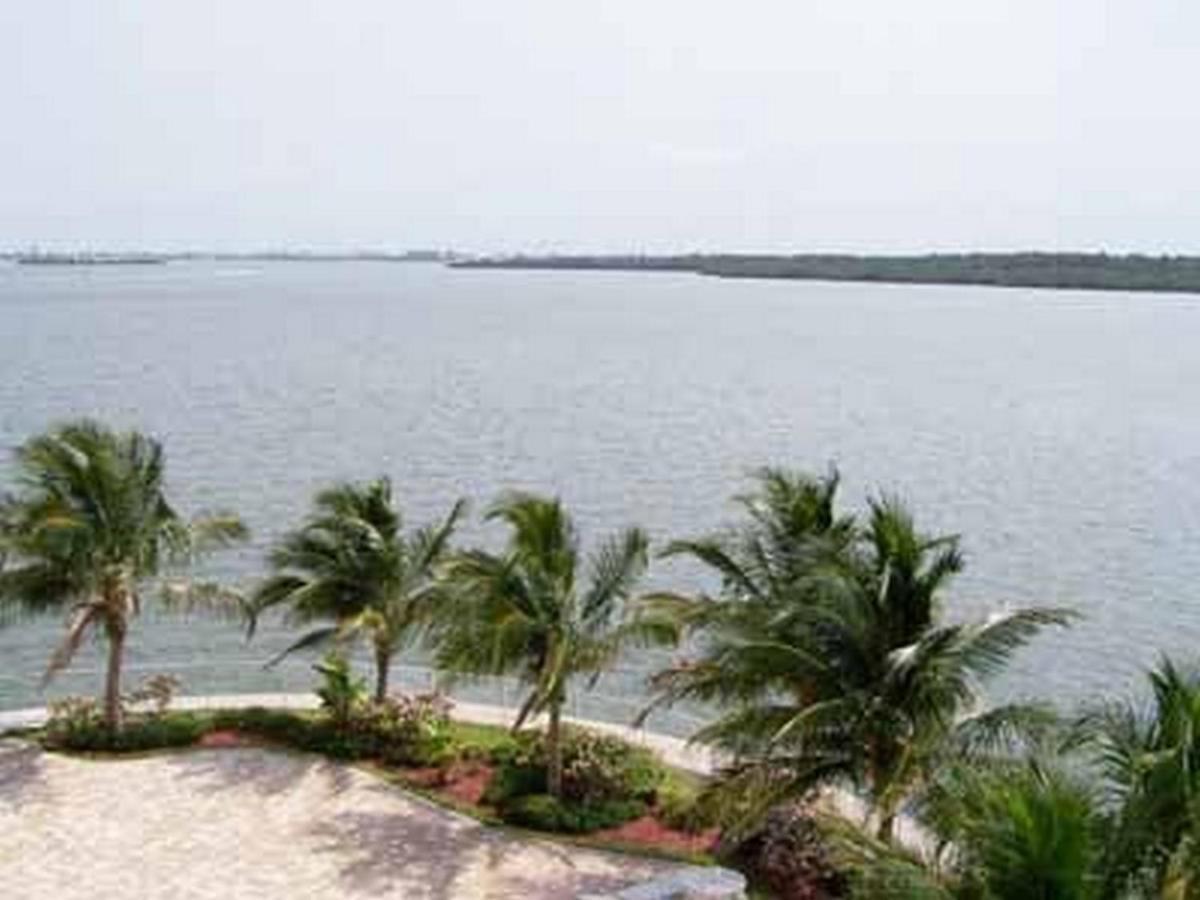 Boca Ciega Resort By Travel Resort Services Sankt Petersburg Exterior foto