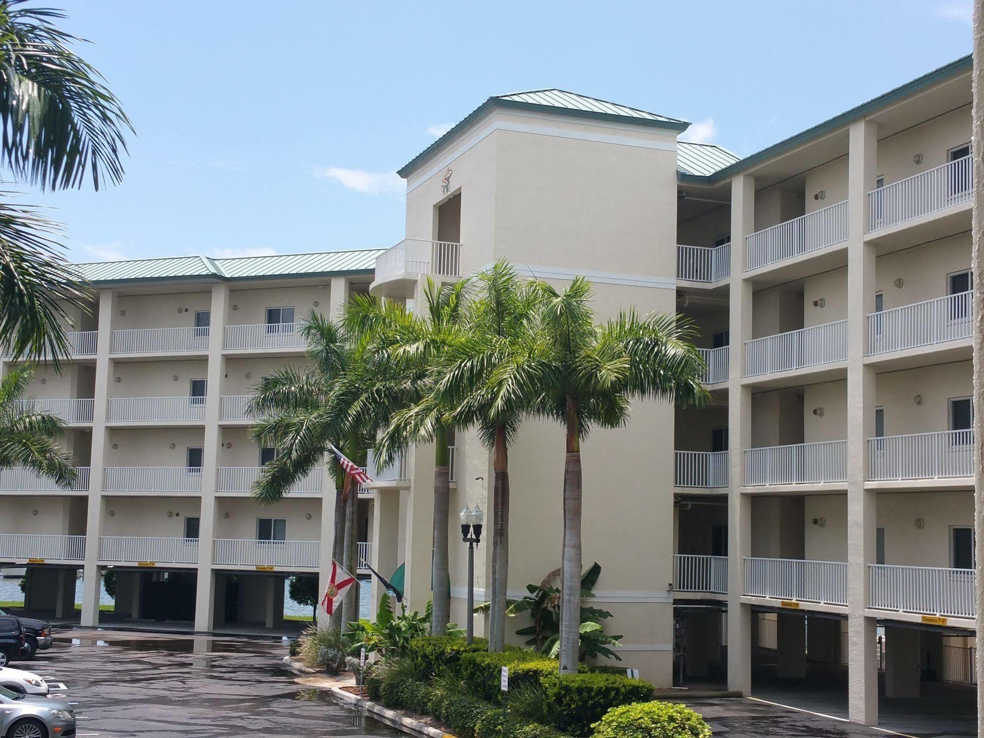 Boca Ciega Resort By Travel Resort Services Sankt Petersburg Exterior foto